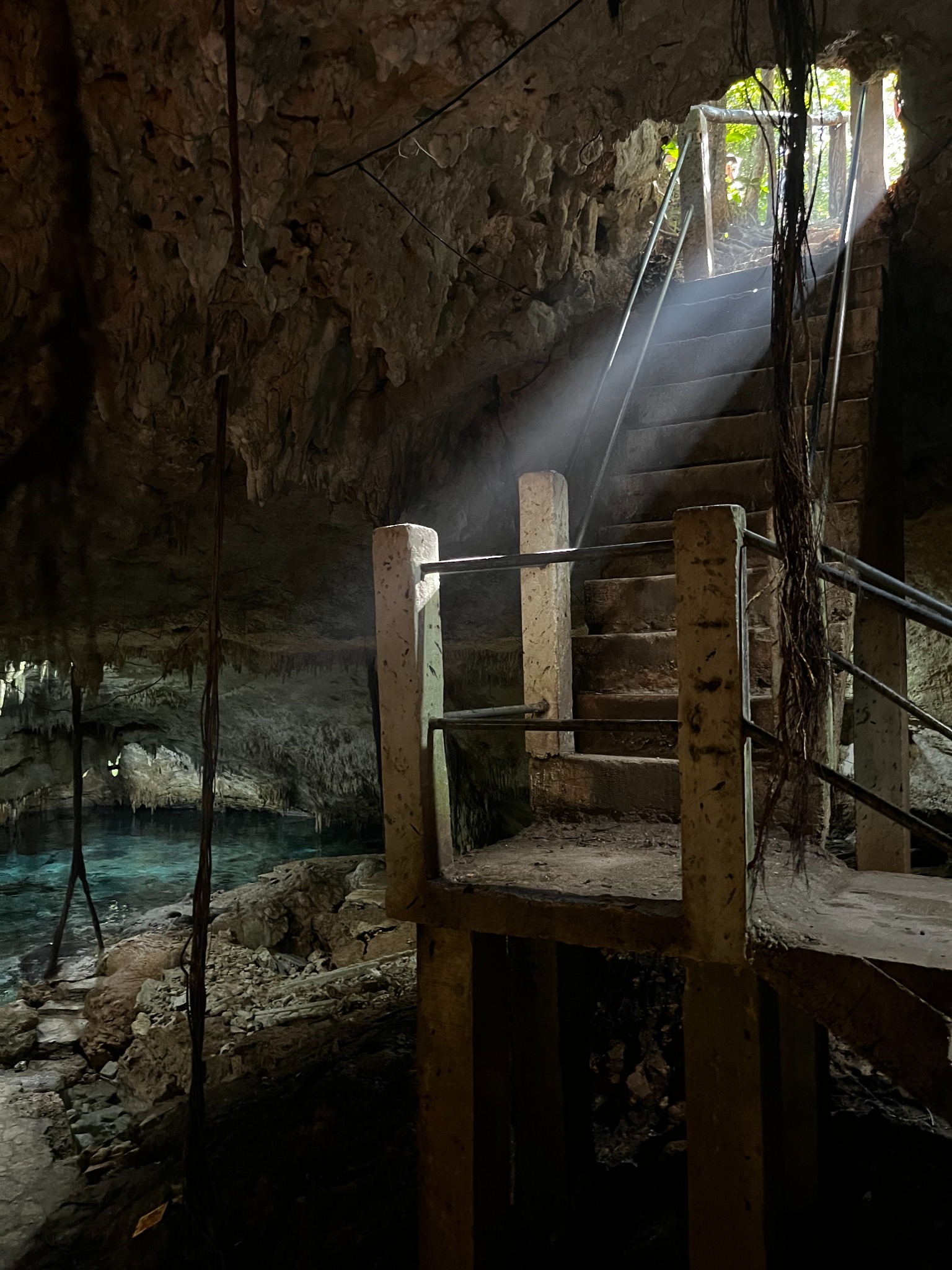 Cavern cenote photo 3